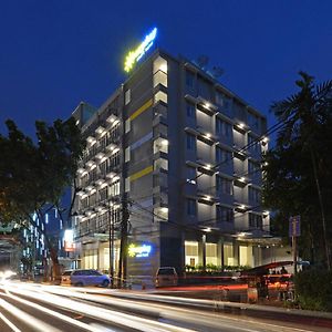 Everyday Smart Hotel Mayestik